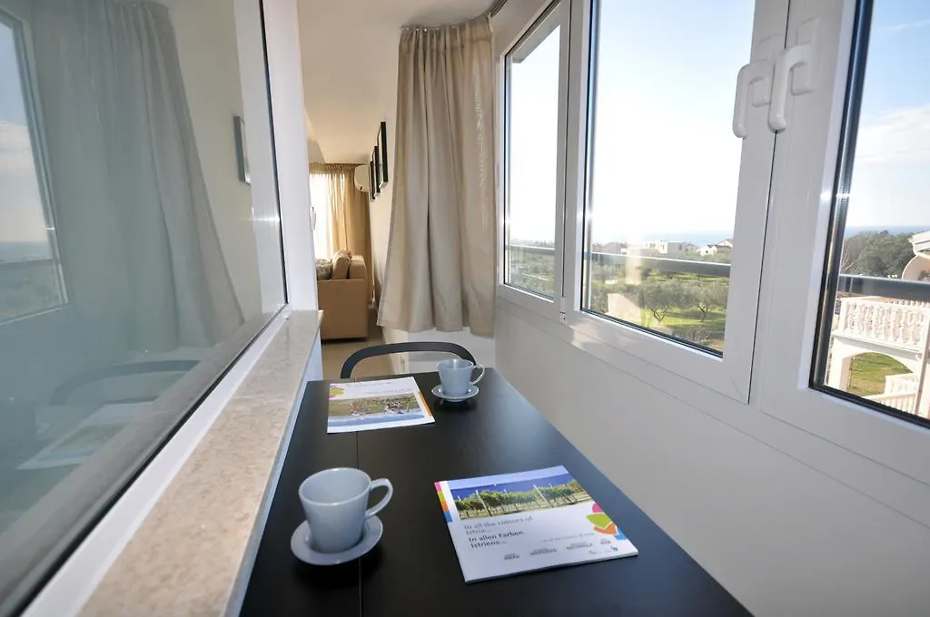 Apartments Marat Residence Zambratija  Замбратия