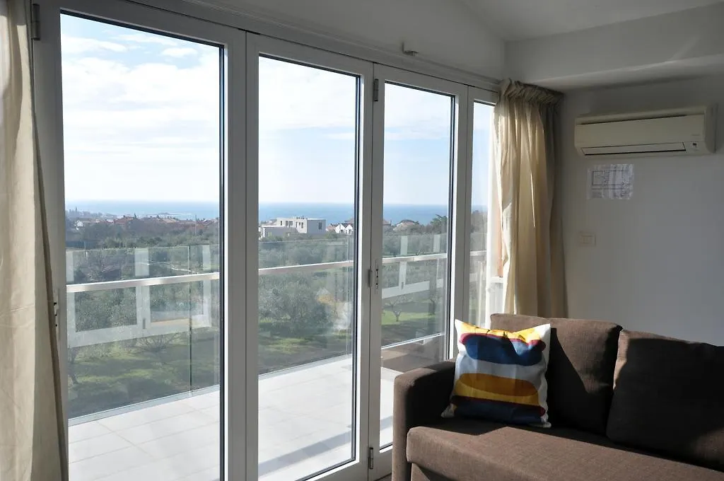 Apartments Marat Residence Zambratija