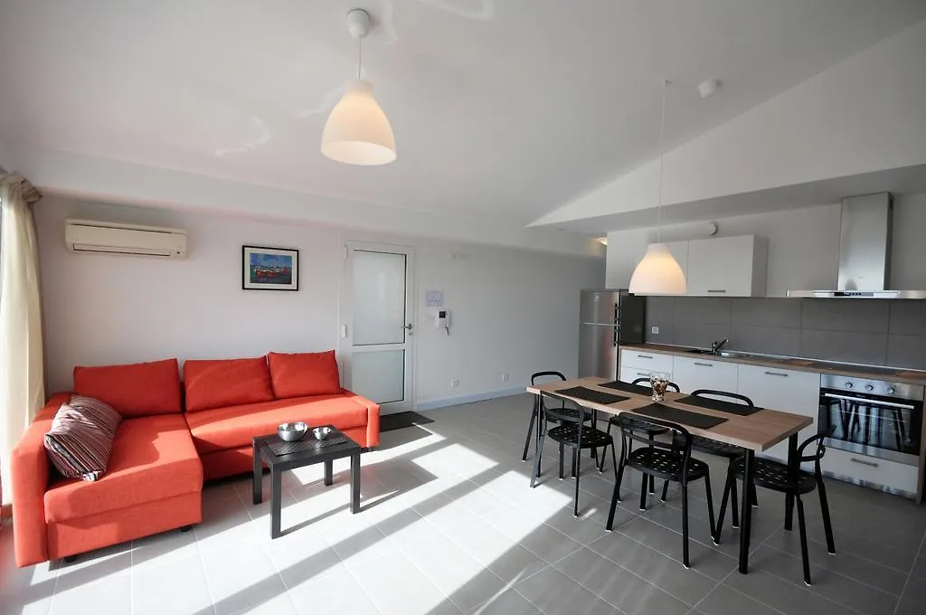 Apartments Marat Residence Zambratija